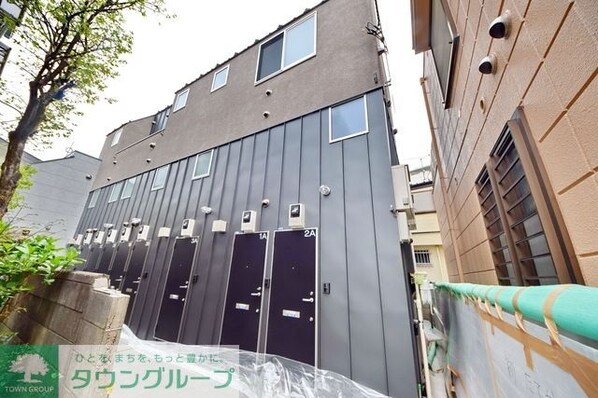 バッハ千歳船橋の物件外観写真